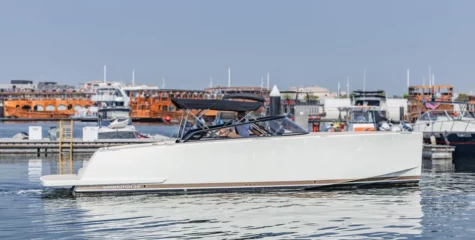 VANDUTCH 32 – 2021